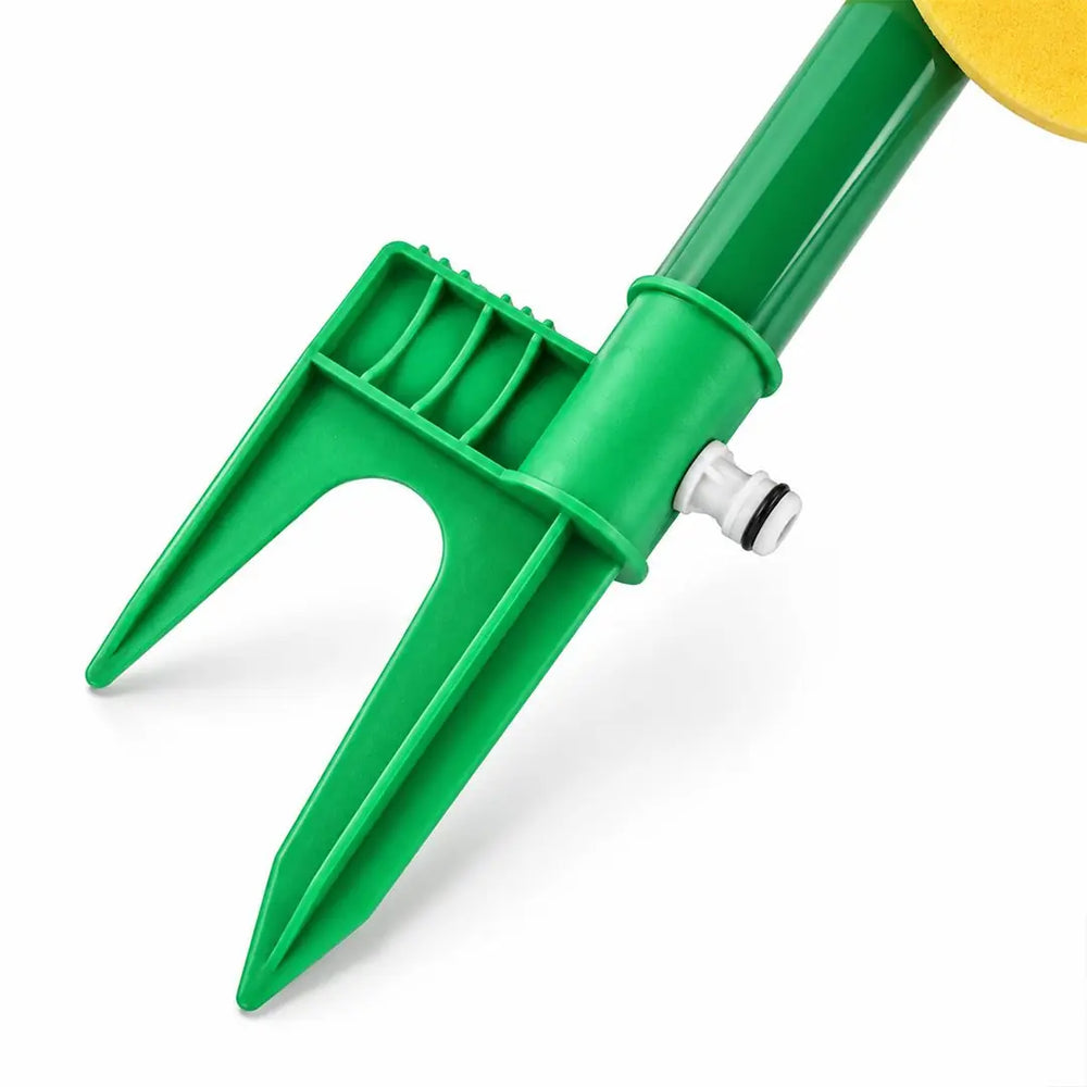 M-Pets Splash Flower Dog Water Fountain Toy, Outdoor Sprinkler for Pets
