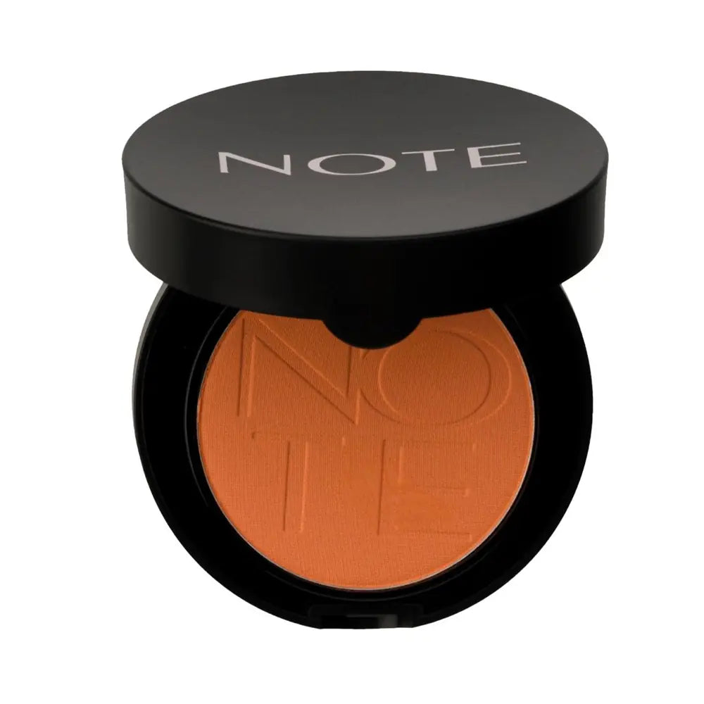 Note Luminous Silk Compact Blusher 03 for a Natural Glow