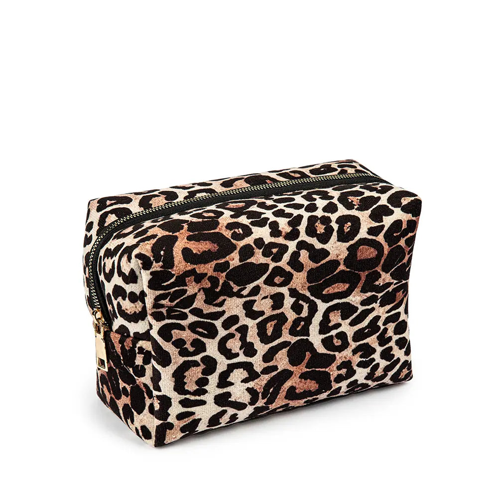 Lionesse Leopard Print Makeup Bag Model 4702 for Everyday Organizing