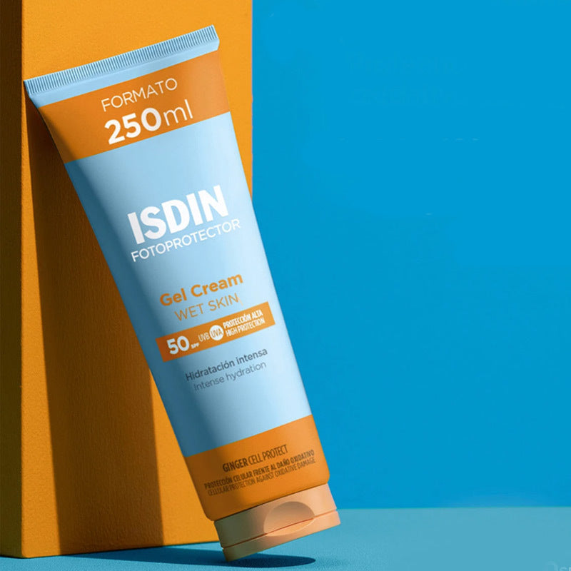 ISDIN Fotoprotector Gel Cream SPF50 Hydrating Sunscreen 250 ml