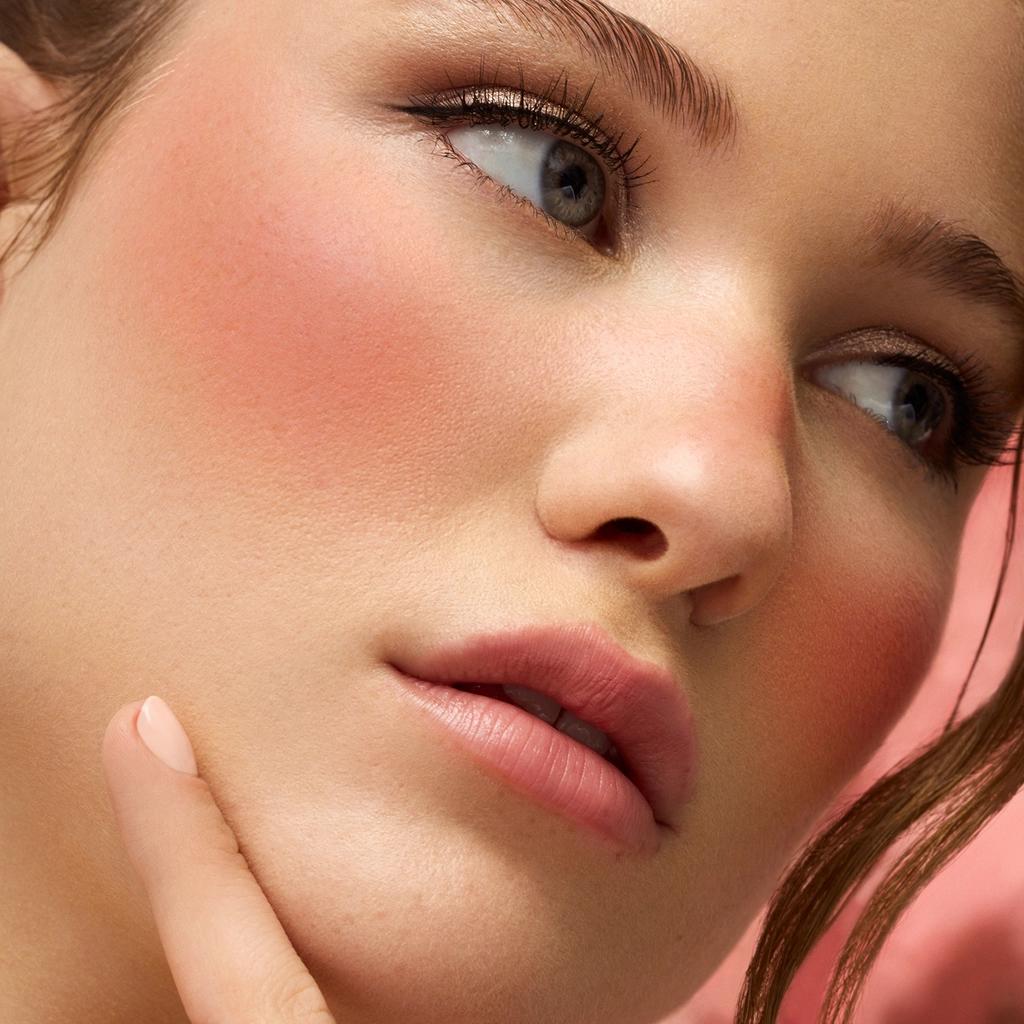 Astra Pure Beauty Cream Blush 02 for a Natural Flush