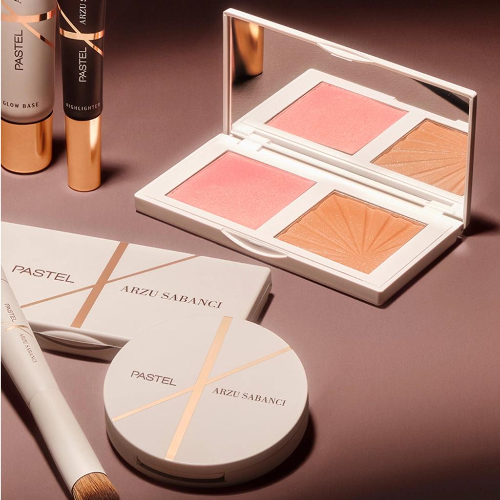 Pastel x Arzu Sabanci Duo Blush for a Natural Glow