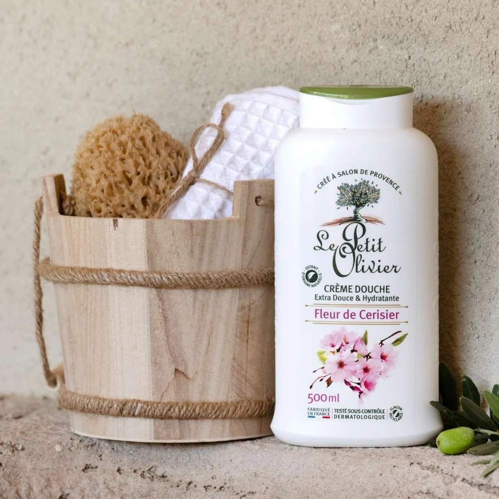 Le Petit Olivier Cherry Blossom Shower Cream 500ml