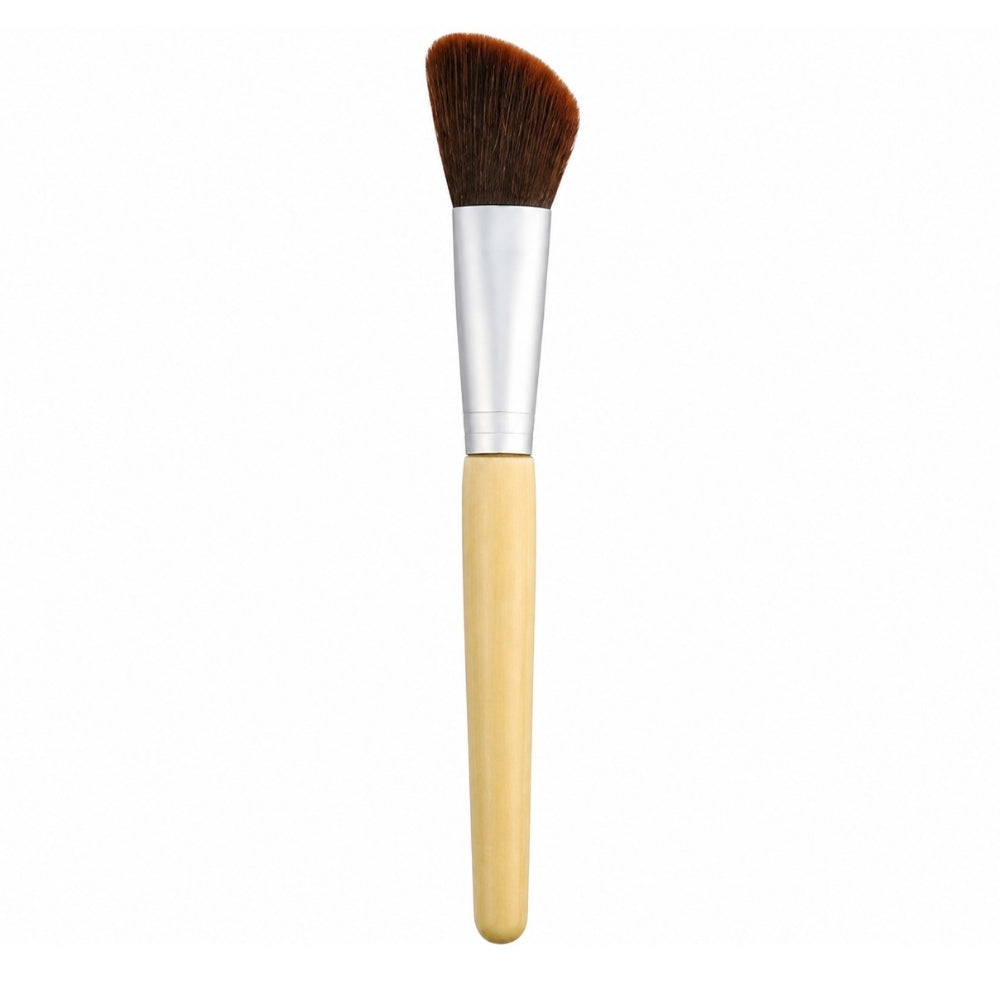 Lionesse Naturel Bamboo Blush Brush 332 for Even Application