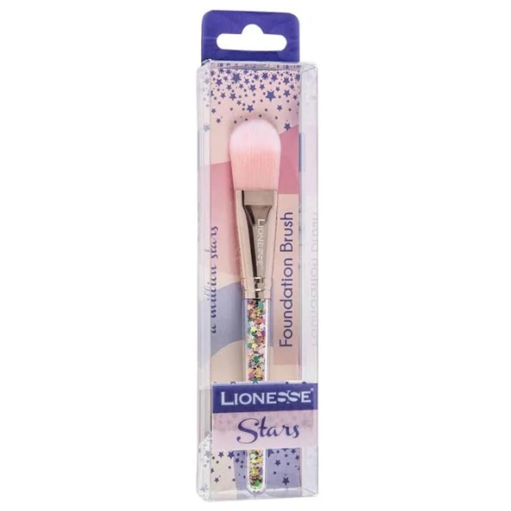 Lionesse Star Foundation Brush 4112 for Smooth Application