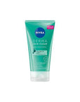 Nivea Derma Skin Clear Anti-Acne Exfoliating Face Wash with Salisilik Asit (BHA) and Niasinamid - 5.07 fl oz - image 2