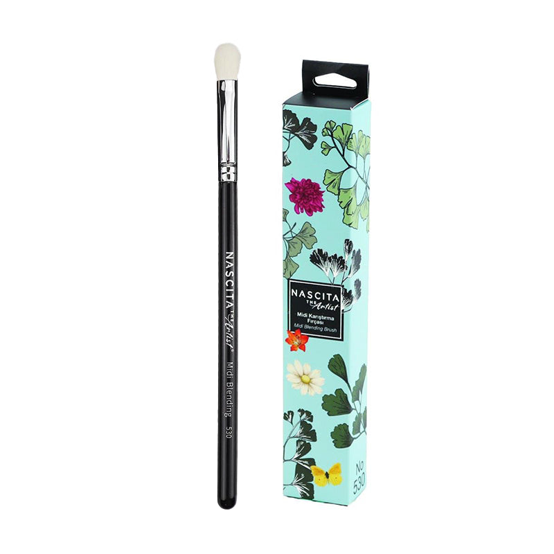Nascita The Artist Midi Blending Brush for Eyeshadow