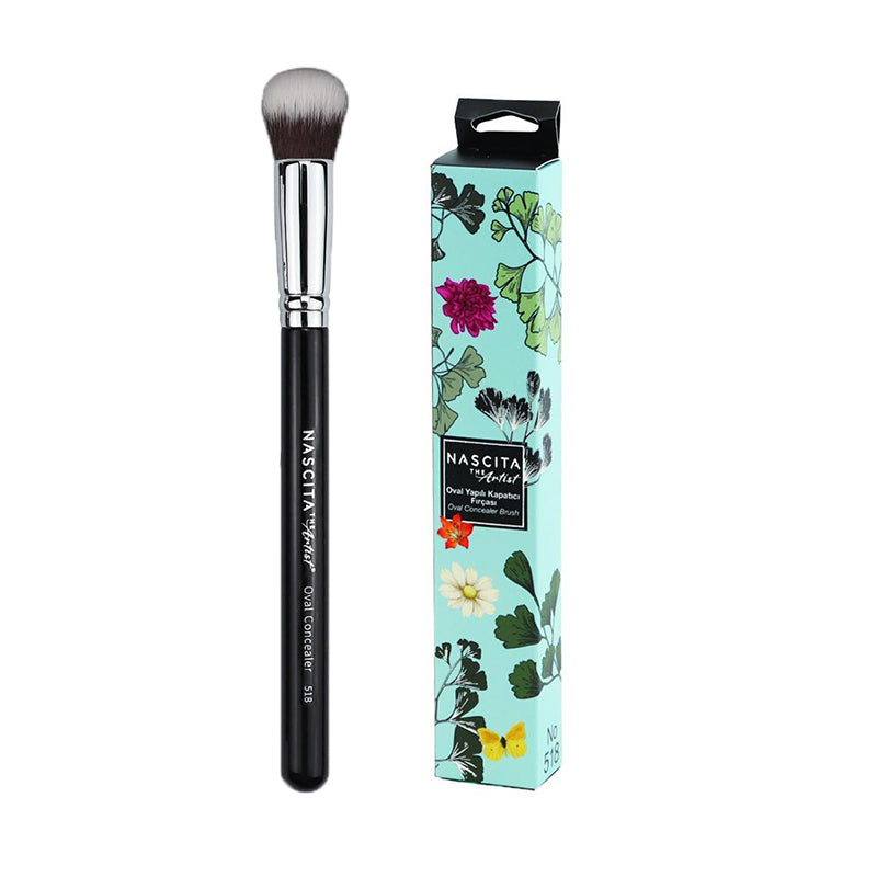 Nascita The Artist Oval Concealer Brush for Seamless Blending