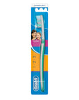 Oral-B 3-Classic Medium 40 Manual Toothbrush