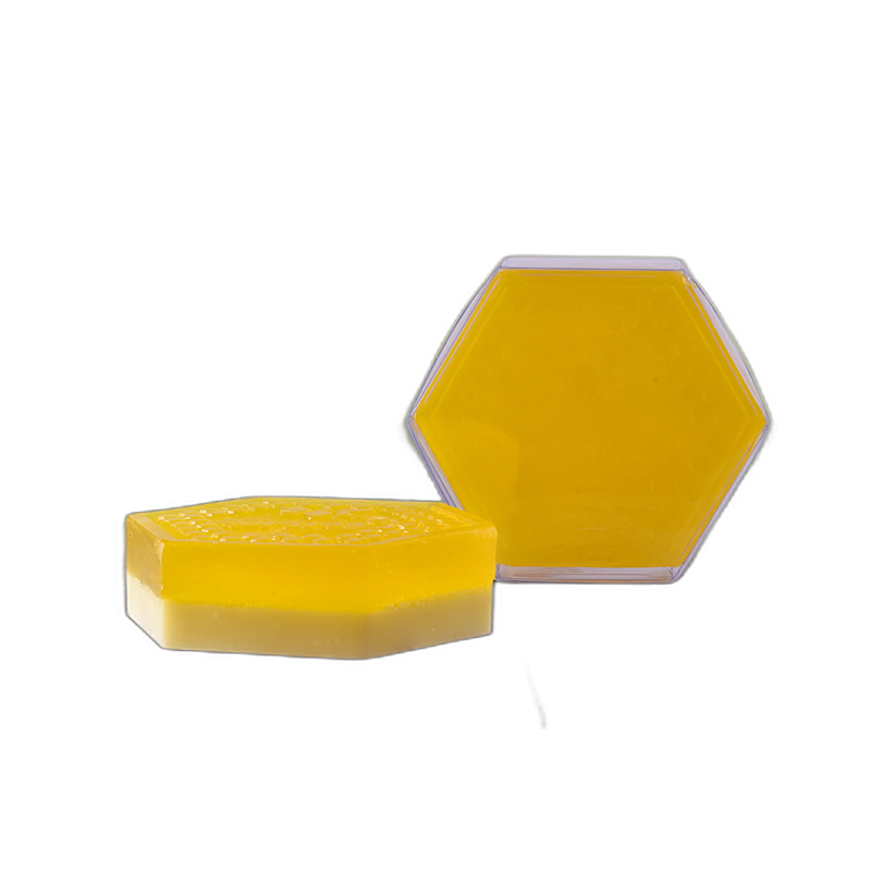 Quesera Natural Saffron Soap Nourishing Cleansing Bar 80g