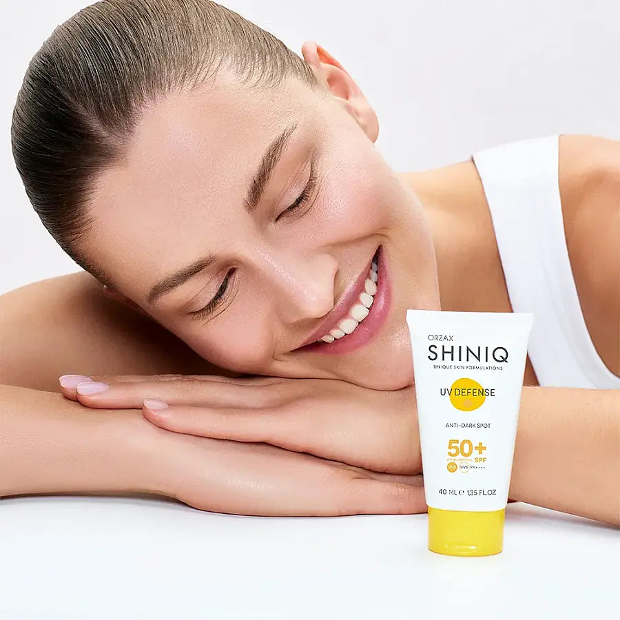 Shiniq Dark Spot Defense Sunscreen SPF50+ 40 ml