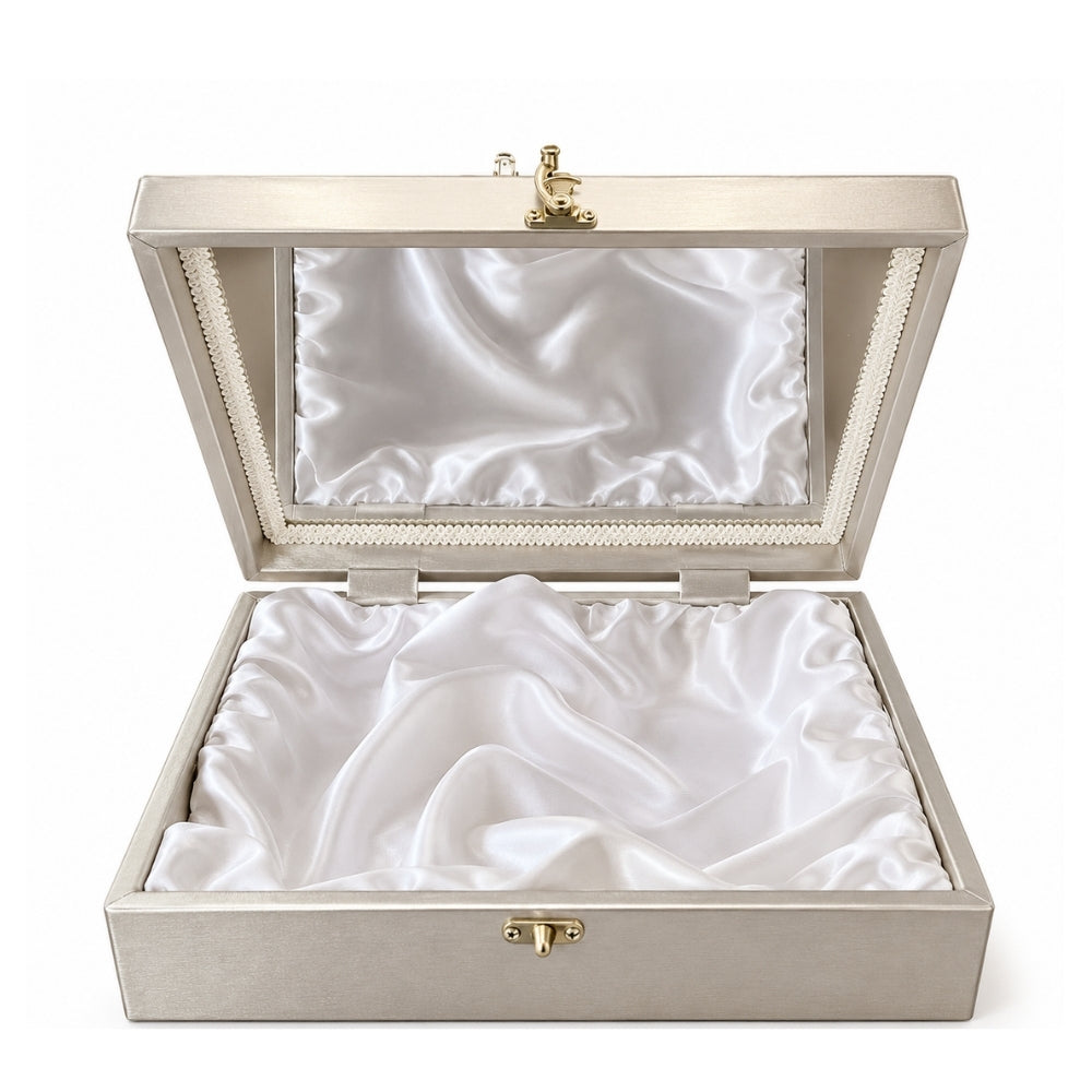 Pierre Cardin Siba Stitched Leather Box with Hook Closure