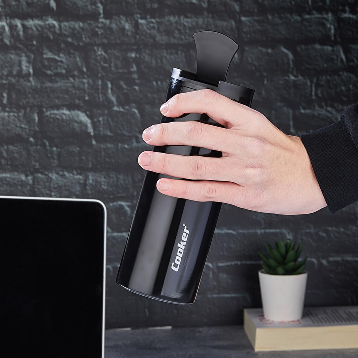Cooker Stainless Steel Thermos 400ml - Keep Drinks Hot & Cold On-the-Go, Leak-Proof Travel Mug Cooker Thermos: Keep Drinks Hot/Cold On-the-Go! stainless steel thermos, insulated thermos, travel mug, hot and cold thermos, leak proof thermos, car cup thermos, portable thermos, 400ml thermos, commuter thermos, outdoor thermos, travel, camping, hiking, office, school, stainless steel, double walled, hot drinks, cold drinks, beverage container, cup holder, anti-spill, portable, drinks, travel mug, car accessory,