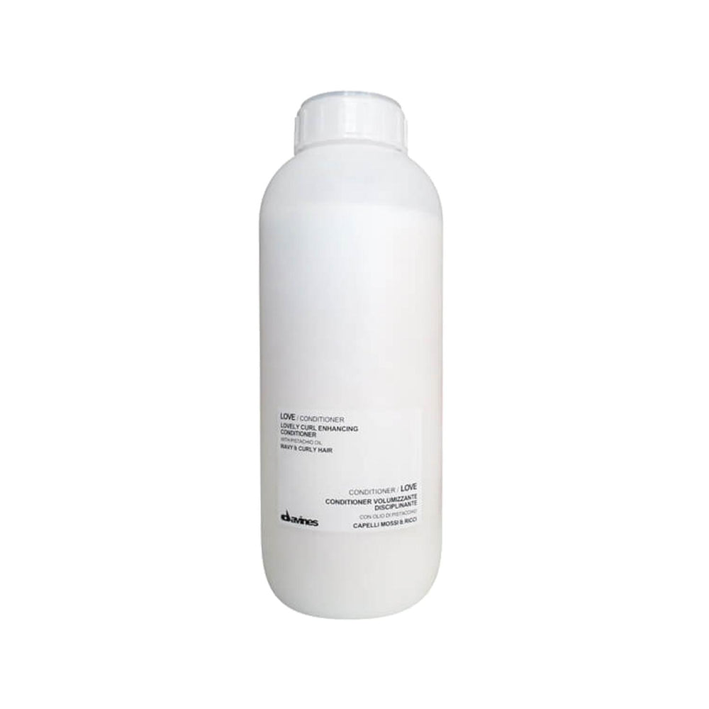 Davines Love Bukle Belirginleştirici Saç Kremi 1000 ml - Curl Enhancing Hair Cream for Defined Curls Davines Love Curl Enhancing Hair Cream 1000ml curl enhancer, hair cream, Davines Love, curly hair product, 1000 ml hair care, curl definition, hair care, curly hair care, hair management, salon quality hair care