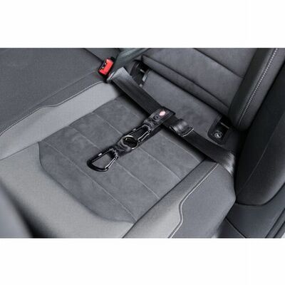 Trixie Dog Seat Belt Connector with Carabiner Black 30cm