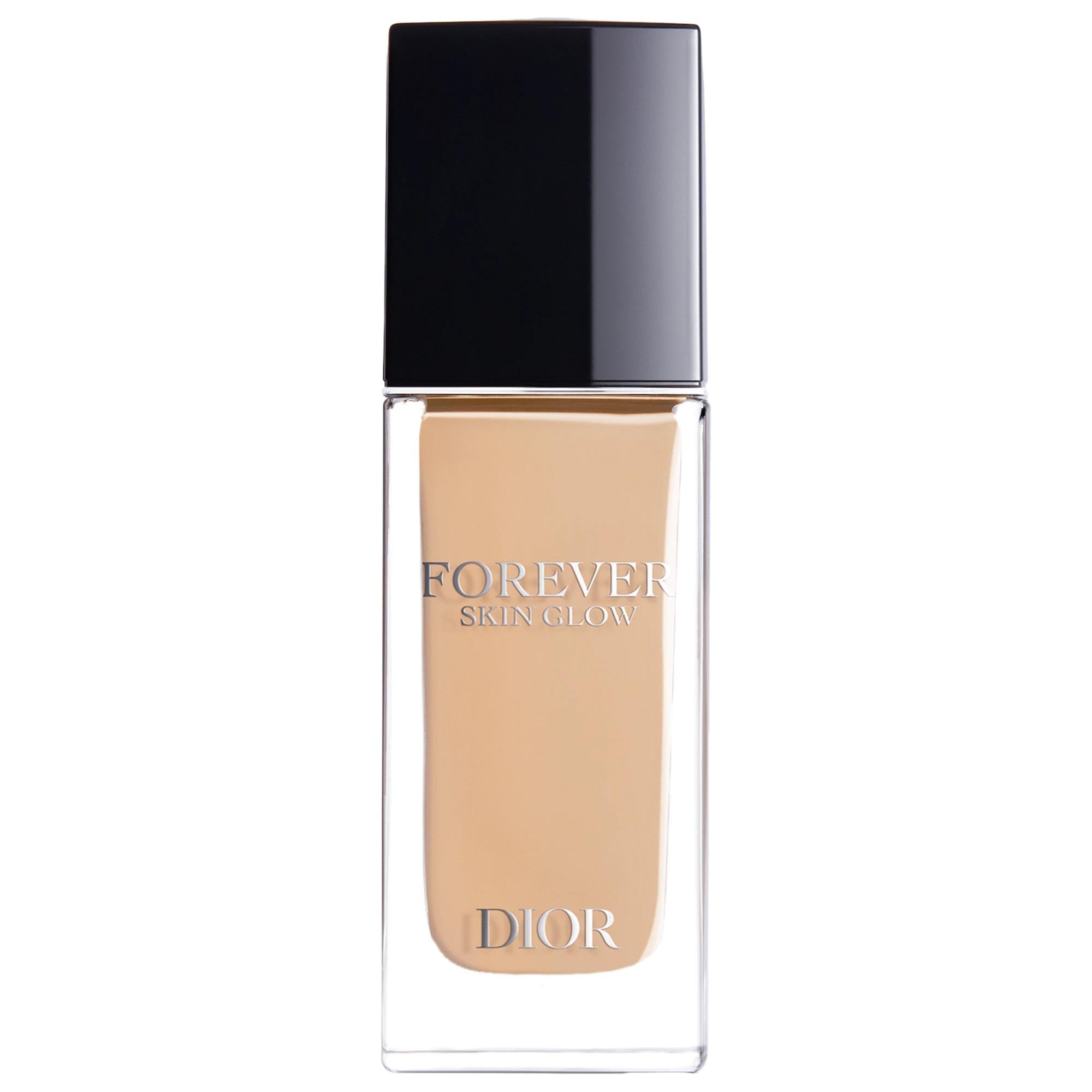 Dior Forever Skin Glow Foundation SPF 15 - Long-Lasting Hydrating Makeup with Skincare Benefits Dior Forever Skin Glow Foundation - 24h Hydration &amp; Coverage Dior foundation, long-lasting foundation, hydrating foundation, medium coverage foundation, SPF 15 foundation, skincare-infused makeup, recyclable packaging makeup, heat-resistant foundation, humidity-resistant foundation, makeup, face makeup, foundation makeup, liquid foundation, radiant finish foundation