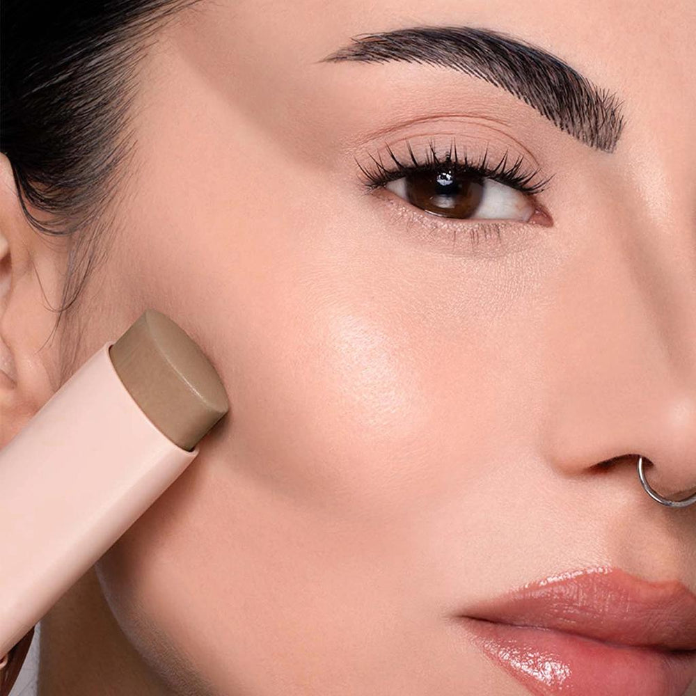 Astra Cream Contour Stick for Fair Skin Tones 4.5g