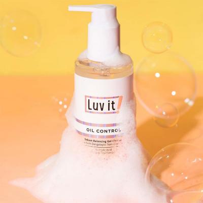 luvit sebum controlling cleansing gel bottle, application of luvit sebum controlling cleansing gel Luv It! Sebum Controlling Cleansing Gel - 200 ml Luv It! Sebum Controlling Cleansing Gel - 200 ml oil-control, cleansing-gel, acne-care, skincare, oily-skin, hypoallergenic, snail-extract, aloe-vera, personal-care, ai-generated